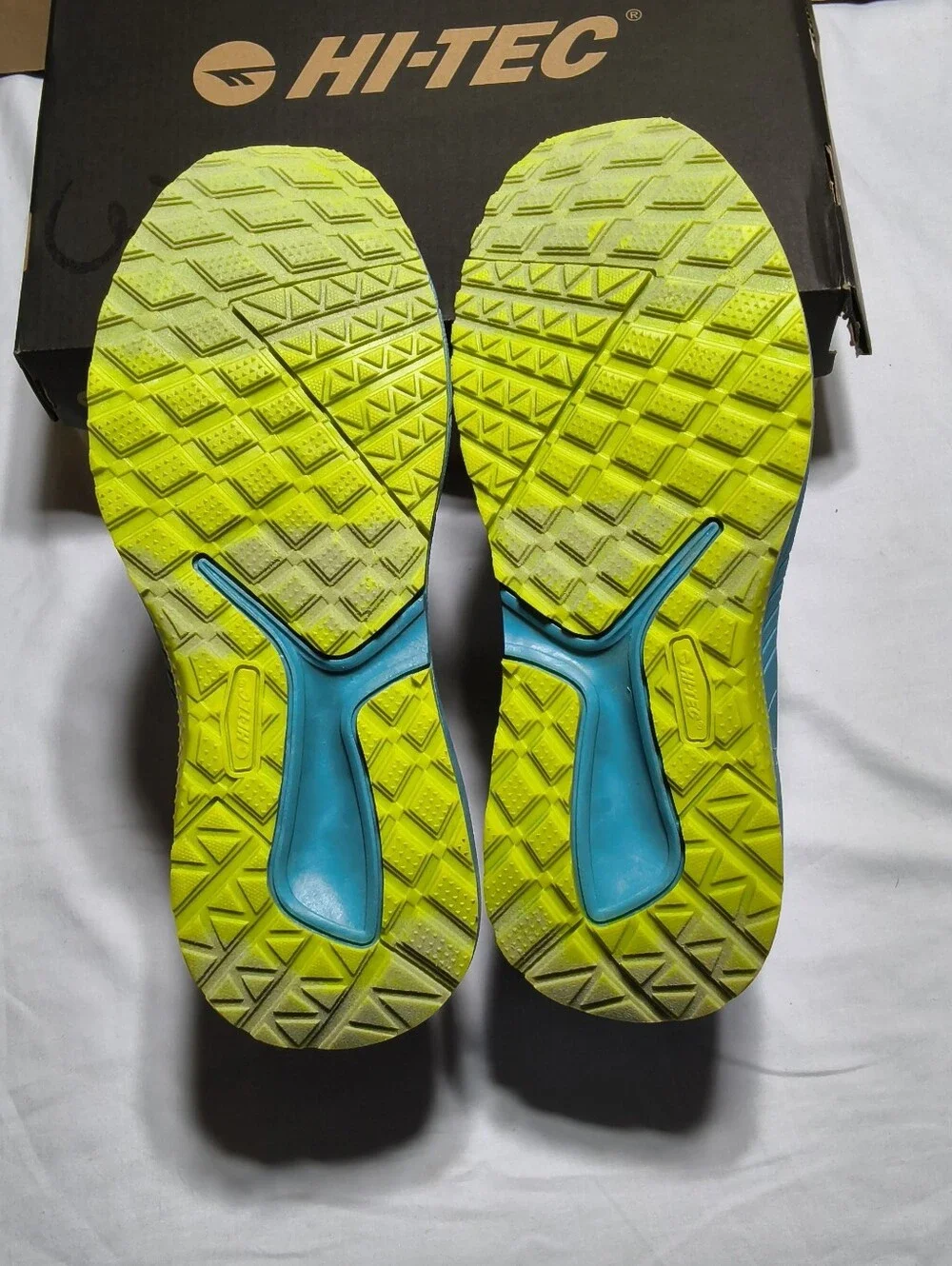 Hi-Tec brand hi